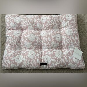 Laura Ashley Dahlia Blush Pet Pillow Bed